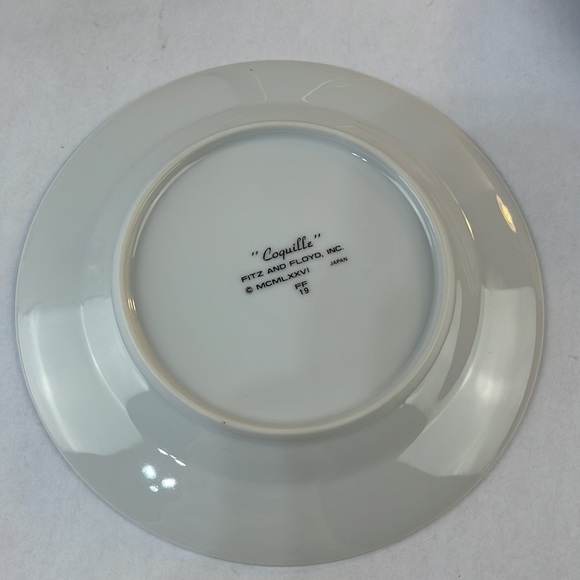 Fitz and Floyd “Coquille” 6 1/2” Bread/Dessert Plate (set of 4) - Picture 6 of 13